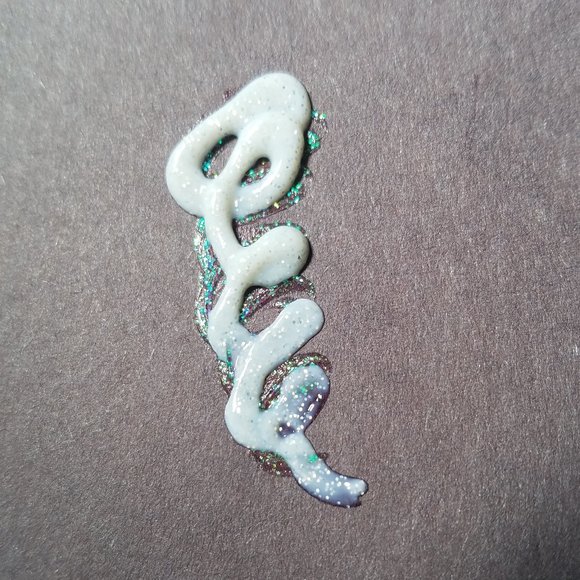 Tulip Fabric Glitter Paint 4 oz 5 Pack of Two Silver, Crystal, Gold & Blueberry - Picture 10 of 16